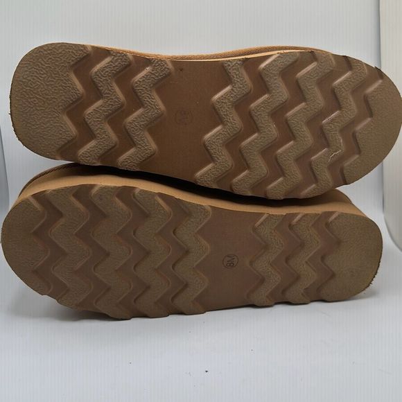 CUSHIONAIRE Women's Genuine Suede pull on platform boot +Memory Foam 8 CHESTNUT - Picture 5 of 7